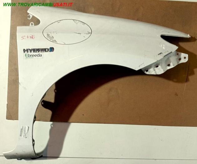 PARAFANGO ANT. DX. BIANCO 999-U1308749 Carrozzeria  Lamierati esterni  Fiancate  Parafango ant. TOYOTA - AURIS 5 porte - 01-01-2013 - 01-06-2015, TOYO