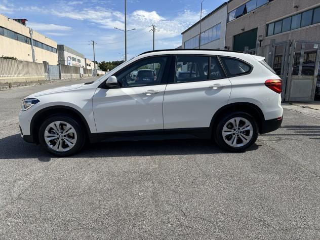 BMW X1 sDrive 18d Business Automatic 150cv - Foto 3