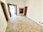 Casa singola angolare con cantina