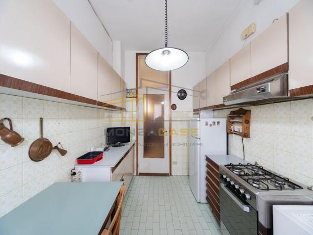 Ampio tre locali di 100 mq in elegante contesto con giardino condominiale - Foto 17