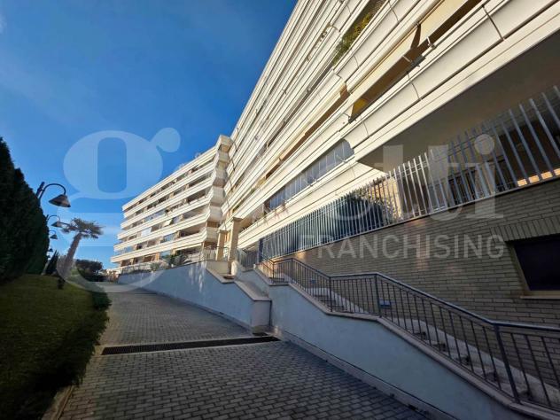 Appartamento - Roma . Rif.: Cod. rif 3332110VRG