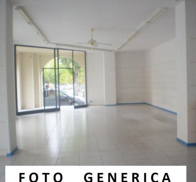 Locale comm.le/Fondo in vendita a Santa Maria a Monte 90 mq  Rif: 1412945