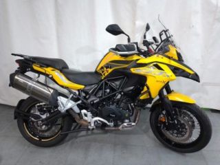 BENELLI TRK 502 X .