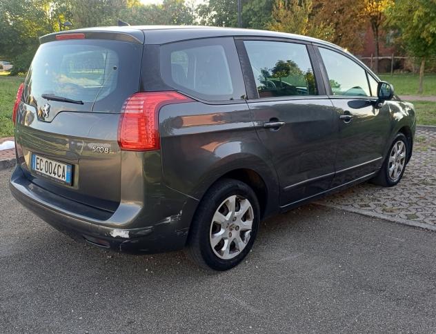Peugeot 5008 1.6 HDi 112CV Tecno - Foto 5