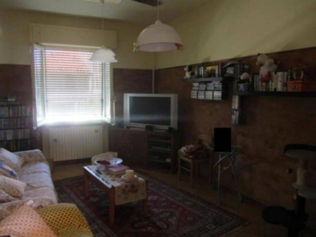 Immobile in asta di 425 m² con più di 5 locali e box auto in vendita a Pesaro - Foto 4