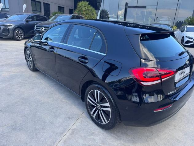 Mercedes-Benz Classe A A 180 d Automatic Sport - Foto 4
