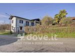 Villa di 180 m² con 4 locali e posto auto in vendita a Cocquio-Trevisago