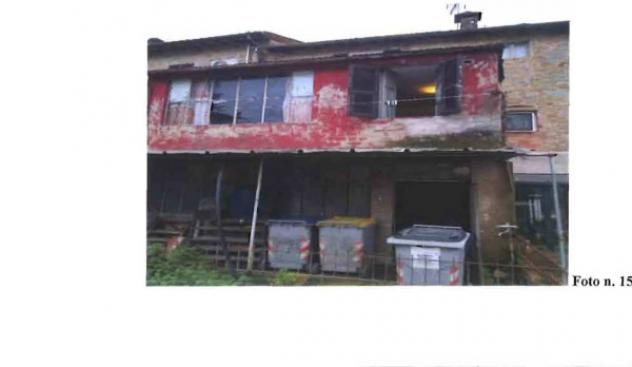 Immobile in asta di 208 m² con più di 5 locali in vendita a Perugia - Foto 2