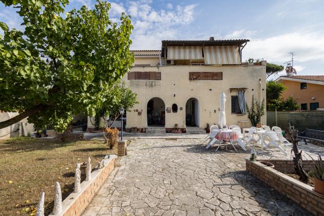 Villa in Via Ticino