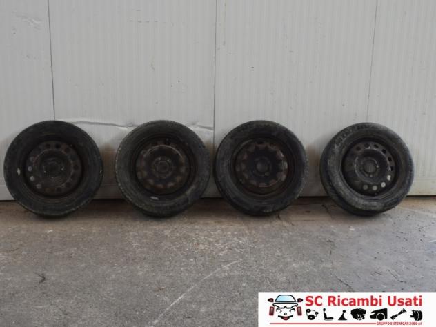 Cerchi In Ferro R15 Ford Fiesta Mk6 - 32888 - Foto 6