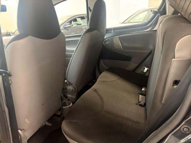 Toyota Aygo 1.0 12V VVT-i 5 porte Deep Ocean Connect - Foto 8