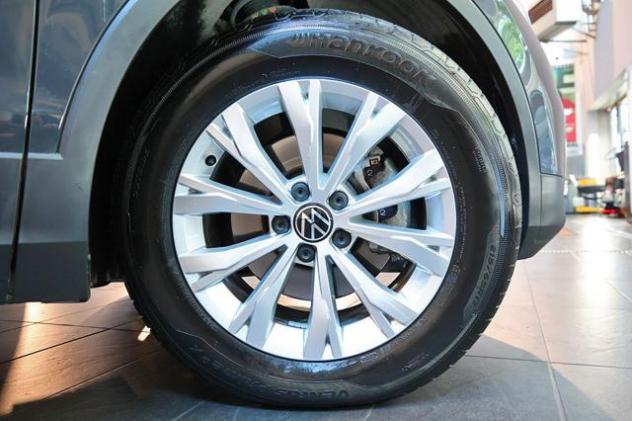 VOLKSWAGEN Tiguan 2.0 TDI 150cv SCR DSG Life rif. 23669657 - Foto 6