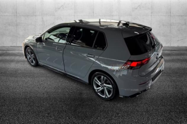 VOLKSWAGEN Golf 1.5 eTSI 130 CV EVO ACT DSG R-Line rif. 23758166 - Foto 3