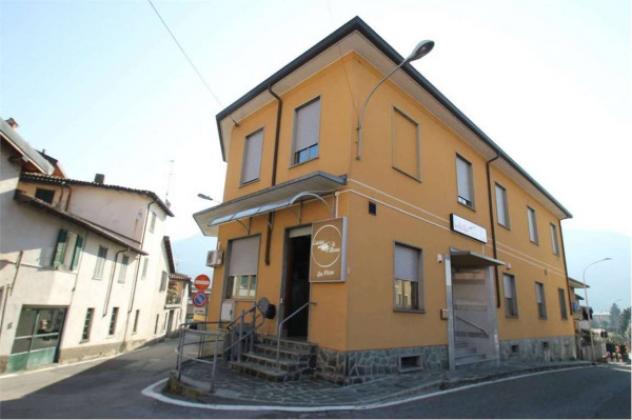 Immobile di 630 m² con più di 5 locali in vendita a Valmadrera