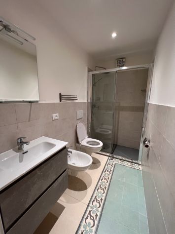 Matrimoniale ad uso singola con bagno in camera - Foto 7
