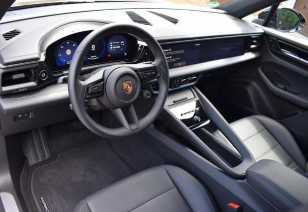 PORSCHE Macan Ev 265 KW (360HP) rif. 22729937 - Foto 7