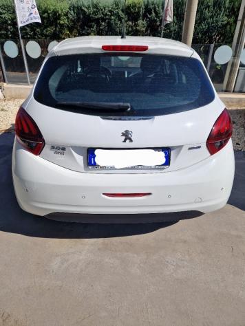 Peugeot 208 BlueHDi 75 5 porte Active - Foto 5