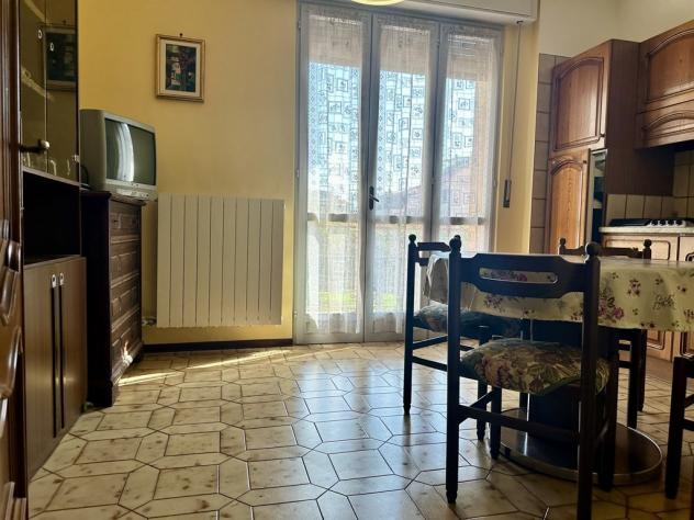 Loano bilocale con terrazzi, cantina e ottima posizione centrale - Foto 7