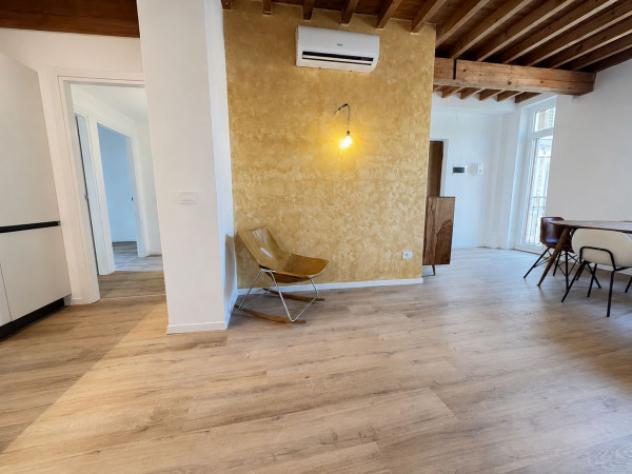 Appartamento di 85 m² con 3 locali in affitto a Milano - Foto 2