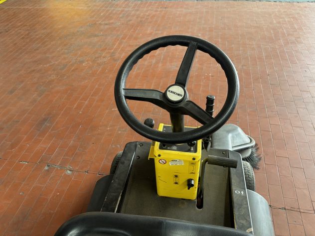 SPAZZATRICE KARCHER KMR TRAC - Foto 3