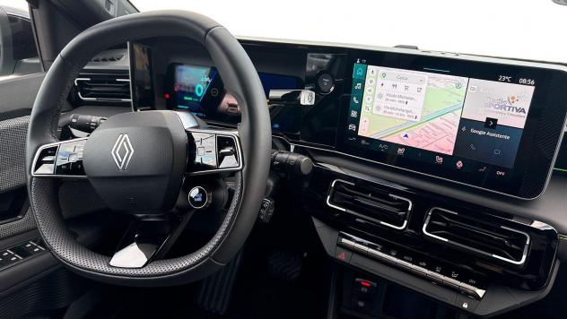 Renault 4 E-Tech Electric RENAULT iconic 150 cv comfort range - Foto 6