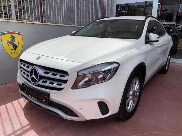 Mercedes-Benz GLA 180 NAVI VETTURA AZIENDALE KM E TALIANDI CERTIFICATI