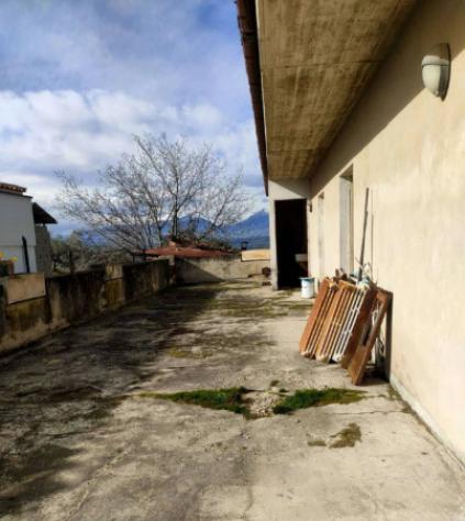 Immobile in asta di 443 m² con più di 5 locali e box auto in vendita a Tortoreto - Foto 3