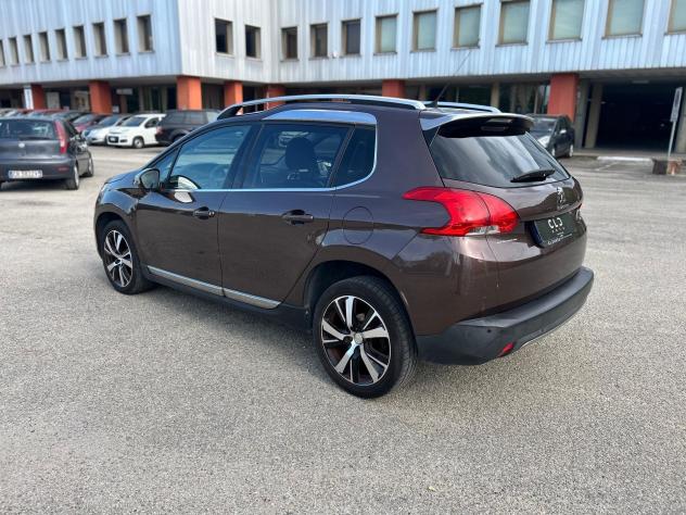 Peugeot 2008 Allure 1.6 e-HDi 92cv S&S - Foto 3