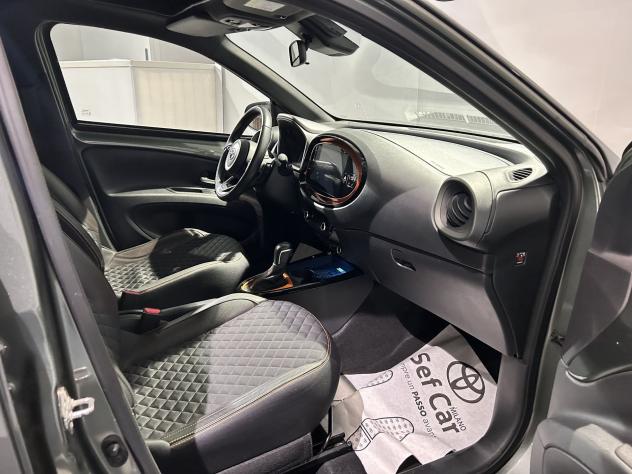 Toyota Aygo X Aygo X 1.0 VVT-i 72 CV 5 porte Limited Air S-CVT - Foto 6