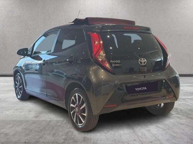 TOYOTA Aygo Connect 1.0 VVT-i 72 CV 5 porte x-wave rif. 24062942 - Foto 3