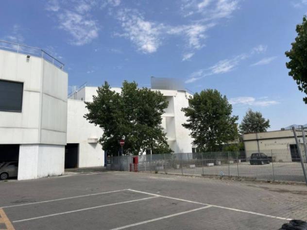 Immobile in asta di 526 m² in vendita a Cascina - Foto 4