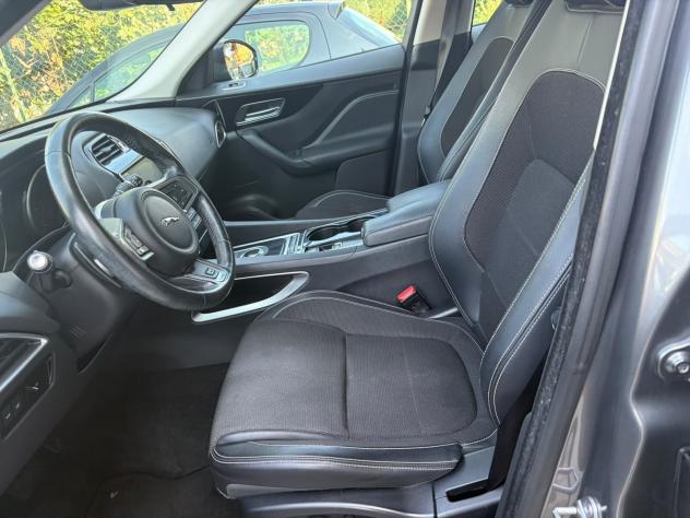 Jaguar F-Pace 2.0 D 180 CV AWD aut. R-Sport - Foto 7