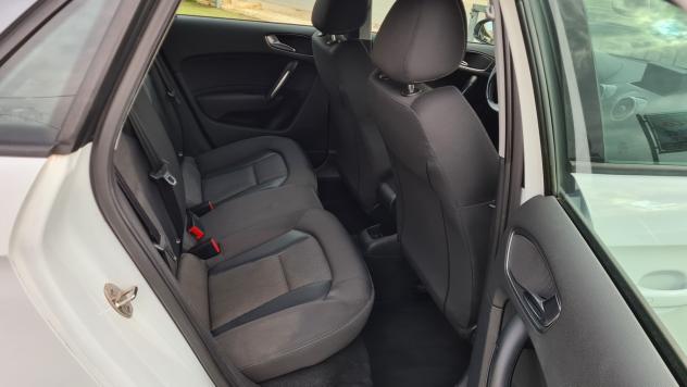 Audi A1 1.6 TDi 90 cv Sportback S-Tronic 2013 NEOPATENTATI - Foto 6