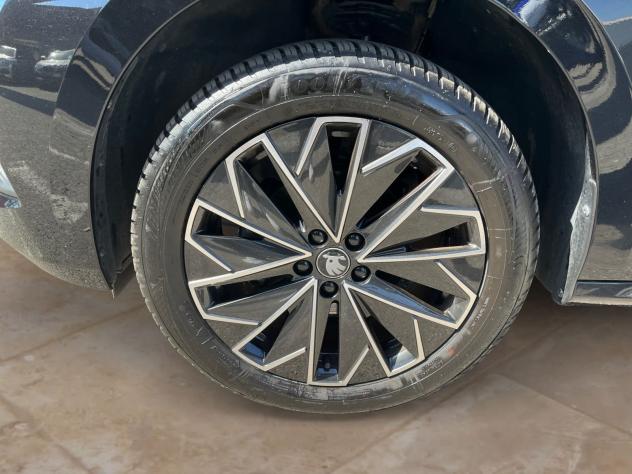 Škoda Kamiq 1.0 TSI Black Dots DSG 85kW - Foto 9