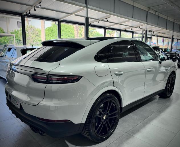 Porsche Cayenne Coupe 3.0 E-Hybrid Platinum Edition - Foto 7