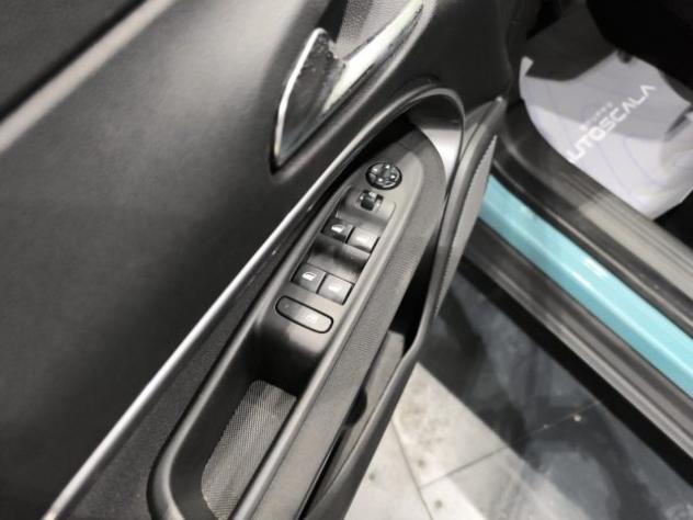 FIAT 600 Hybrid 100cv DCT MHEV Icon rif. 24139158 - Foto 8