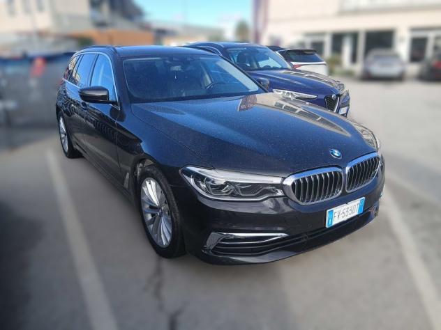 Bmw 525 520d xDrive Touring Luxury Line 2019 - Foto 4