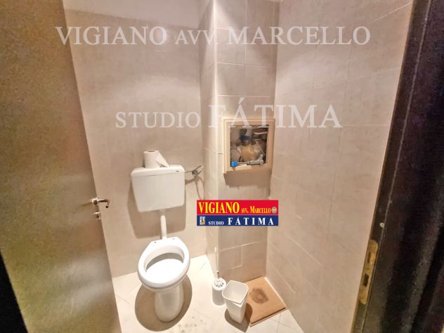 FOGGIA - VENDESI - LOCALECOMMERCIALE 2 INGRESSI - VIA MOLFETTA N. 30/D-MQ. 51 - Foto 8