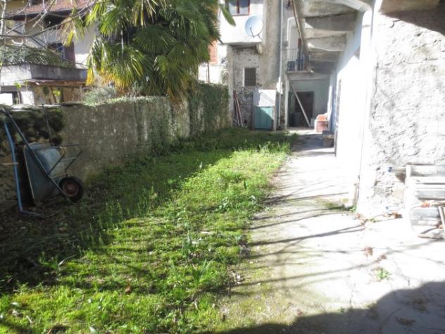 Verbania - ZONA UNCHIO VENDESI CASA INDIPENDENTE CON GIARDINO CONDOMINIALE - Foto 6