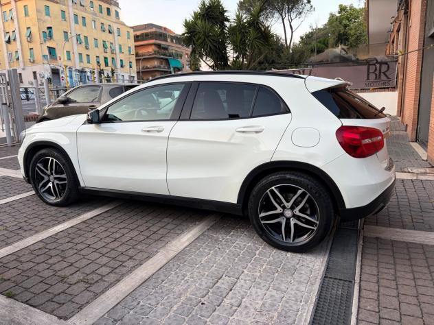 Mercedes-benz GLA 200d Sport - VENDUTA IL 27.7.2026 !! - Foto 4