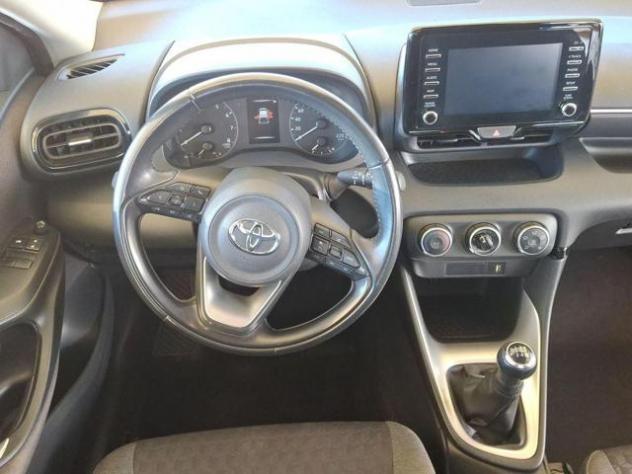 TOYOTA Yaris 1.0 5 porte Active rif. 23808493 - Foto 8