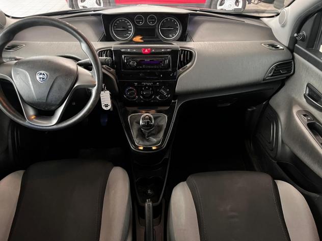 Lancia Ypsilon 1.2 69 cv Platinum - OK NEOPATENTATI - Foto 7