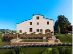 Colonica in Vendita in zona CALDINE con giardino