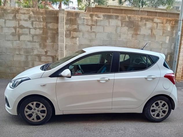 Hyundai i10 1.0 MPI Comfort A/T - Foto 2