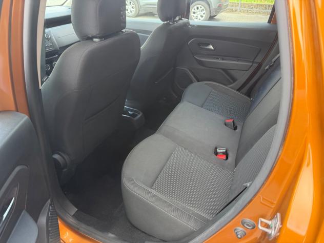 Dacia Duster 1.0 TCe 100 CV ECO-G 4x2 Essential - Foto 5