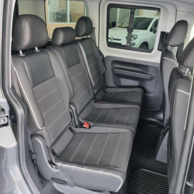 VOLKSWAGEN Caddy 2.0 TDI 122cv 4motion Gancio Traino rif. 23982825 - Foto 9