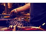 VIVA TEAM SELEZIONA DJ E TECNICI AUDIO/LUCI SUMMER 24
