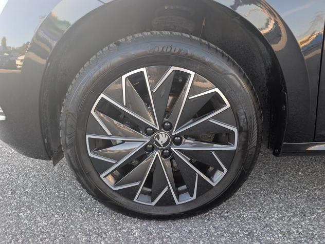 Škoda Kamiq Kamiq 1.0 tsi Black Dots 115cv dsg *PREZZO REALE NON VINCOLATO A FINANZIAMENTO* - Foto 9