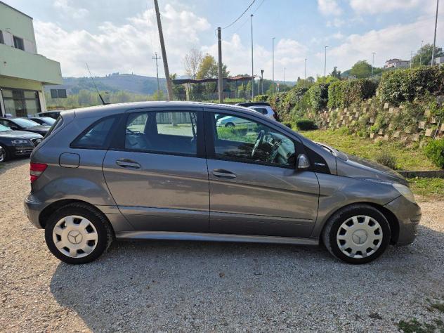 MERCEDES CLASSE B 180 METANO 2012 OK NEOPATENTATI - Foto 7