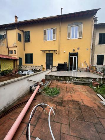 BIFAMILIARE di 5 vani e di 140 mq (CAMPI BISENZIO) rif. L1262_1 - Foto 15